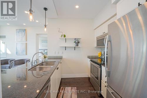 4202 - 2230 Lake Shore Boulevard W, Toronto, ON - Indoor Photo Showing Kitchen With Stainless Steel Kitchen With Double Sink With Upgraded Kitchen