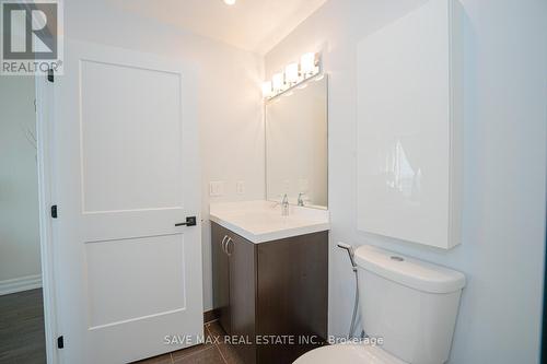 4202 - 2230 Lake Shore Boulevard W, Toronto, ON - Indoor Photo Showing Bathroom