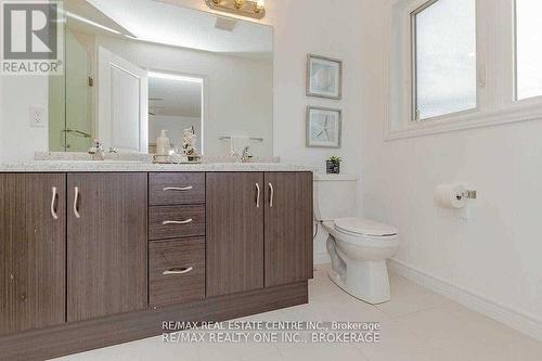 99 Bethune Avenue, Hamilton, ON - Indoor Photo Showing Bathroom