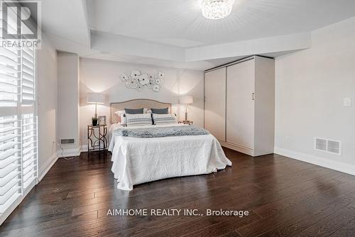 20 Mcgurran Lane, Richmond Hill, ON - Indoor Photo Showing Bedroom