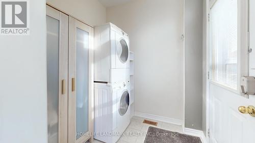 85 Kenilworth Gate, Markham, ON - Indoor Photo Showing Laundry Room