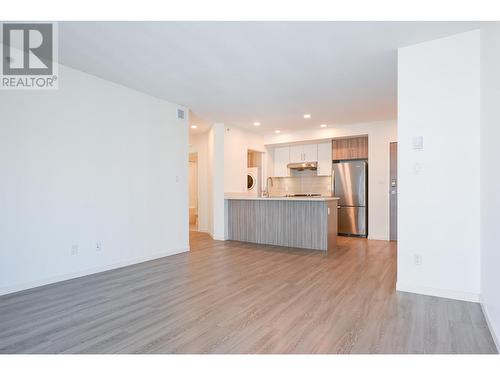 1312 900 Carnarvon Street, New Westminster, BC - Indoor Photo Showing Kitchen