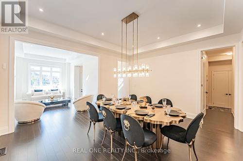 149 Milky Way Drive, Richmond Hill, ON - Indoor Photo Showing Dining Room