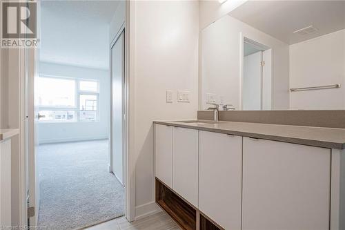 Bathroom featuring vanity - 1121 Cooke Boulevard Unit# 7, Burlington, ON - Indoor Photo Showing Other Room