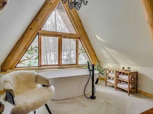 Chambre Ã Â coucher - 105 Ch. Des Ancêtres, Mont-Tremblant, QC - Indoor Photo Showing Bedroom