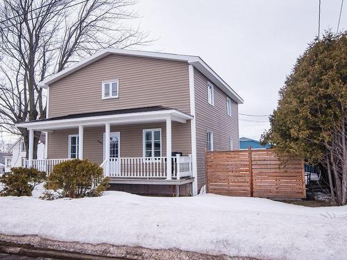 FaÃ§ade - 435 Av. Bouchard, Saint-Pascal, QC - Outdoor With Deck Patio Veranda