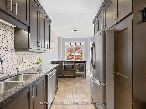 3 Via Toscana Rd, Vaughan, ON - Indoor Photo Showing Kitchen With Double Sink With Upgraded Kitchen