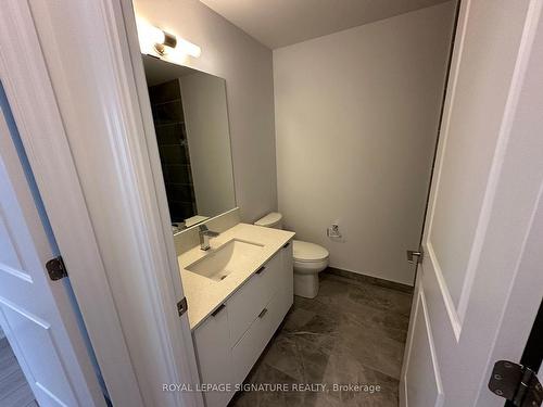 2810-30 Elm Dr W, Mississauga, ON - Indoor Photo Showing Bathroom