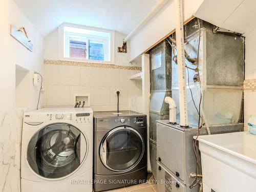 Bsmt-60 Risdon Crt, Toronto, ON - Indoor Photo Showing Laundry Room