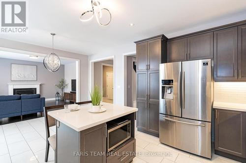 3096 Orion Boulevard, Orillia, ON - Indoor Photo Showing Kitchen