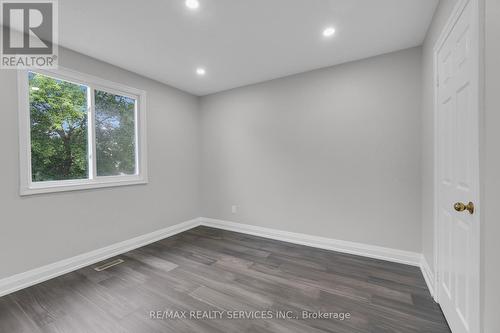 Upper - 3471 Chartrand Crescent, Mississauga, ON - Indoor Photo Showing Other Room