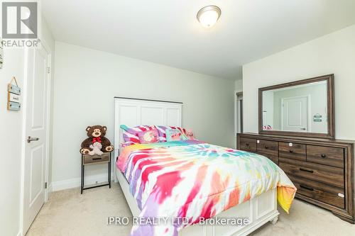 7 Dalbeattie Drive, Brampton, ON - Indoor Photo Showing Bedroom