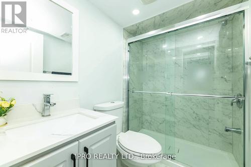 7 Dalbeattie Drive, Brampton, ON - Indoor Photo Showing Bathroom