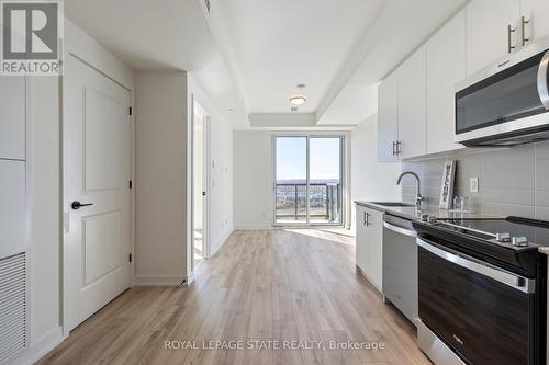 1604 - 335 Wheat Boom Drive, Oakville, ON - Indoor Photo Showing Kitchen