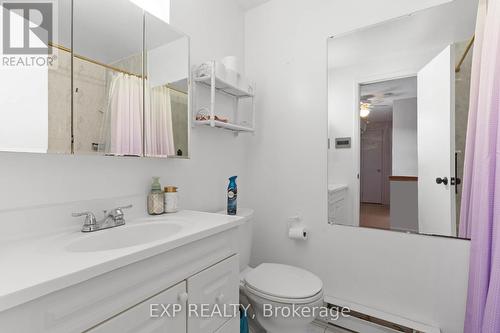 21 Hamlet Court, Brampton, ON - Indoor Photo Showing Bathroom