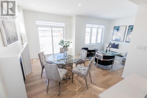 3300 Mariner Passage, Oakville, ON - Indoor Photo Showing Dining Room