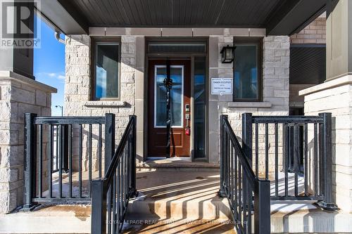 3300 Mariner Passage, Oakville, ON - Outdoor