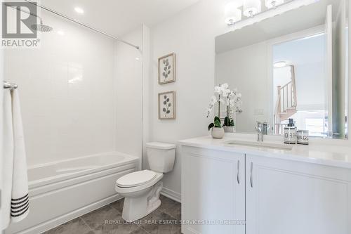 3300 Mariner Passage, Oakville, ON - Indoor Photo Showing Bathroom