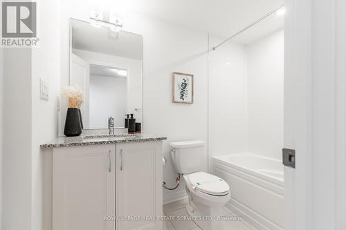 3300 Mariner Passage, Oakville, ON - Indoor Photo Showing Bathroom