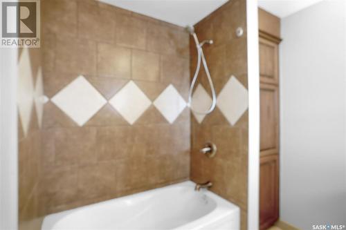 1651 Marshal Crescent, Moose Jaw, SK - Indoor Photo Showing Bathroom