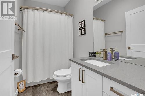 192 Wellington Drive, Moose Jaw, SK - Indoor Photo Showing Bathroom