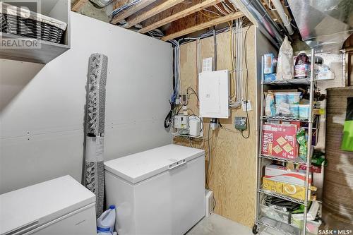 192 Wellington Drive, Moose Jaw, SK - Indoor Photo Showing Laundry Room