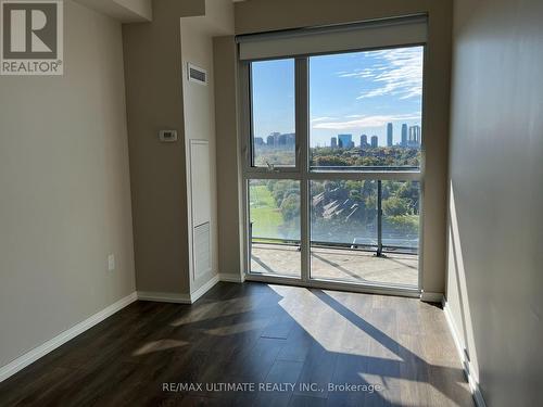 1113 - 3237 Bayview Avenue, Toronto, ON - Indoor Photo Showing Other Room