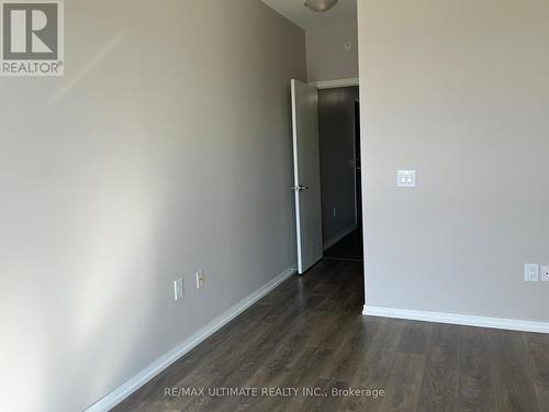 1113 - 3237 Bayview Avenue, Toronto, ON - Indoor Photo Showing Other Room