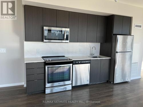 1113 - 3237 Bayview Avenue, Toronto, ON - Indoor Photo Showing Kitchen