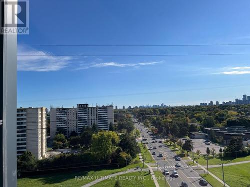 1113 - 3237 Bayview Avenue, Toronto, ON - Outdoor With View