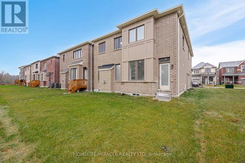 2885 Foxden Square, Pickering, ON - Outdoor