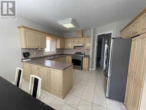 226 Monte Carlo(Upper) Drive, Vaughan, ON - Indoor Photo Showing Kitchen With Double Sink