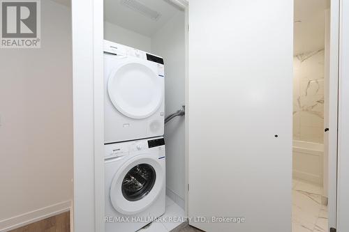 1101 - 195 Commerce Street, Vaughan, ON - Indoor Photo Showing Laundry Room