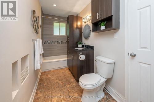 13055 Fourth Line, Milton, ON - Indoor Photo Showing Bathroom