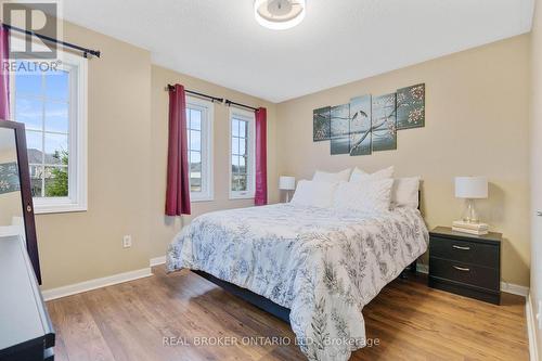 143 Sproule Drive, Barrie, ON - Indoor Photo Showing Bedroom