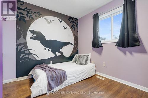 143 Sproule Drive, Barrie, ON - Indoor Photo Showing Bedroom