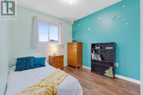 143 Sproule Drive, Barrie, ON - Indoor Photo Showing Bedroom