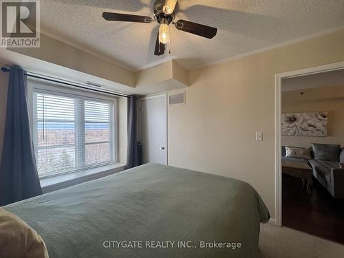 413 - 3060 Rotary Way, Burlington, ON - Indoor Photo Showing Bedroom