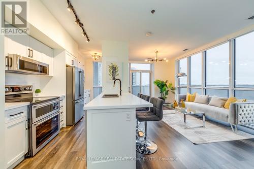 509 - 55 Speers Road, Oakville, ON - Indoor Photo Showing Kitchen With Stainless Steel Kitchen