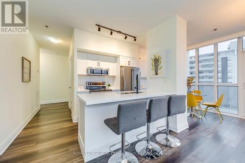 509 - 55 Speers Road, Oakville, ON - Indoor Photo Showing Kitchen With Stainless Steel Kitchen With Upgraded Kitchen