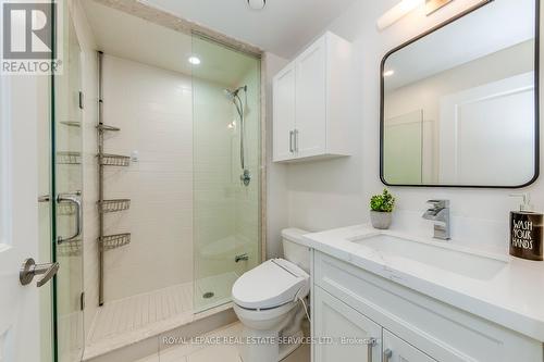 509 - 55 Speers Road, Oakville, ON - Indoor Photo Showing Bathroom