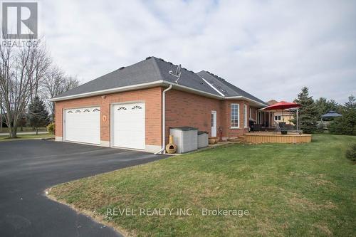 15 Burton Avenue, Brant, ON - Outdoor