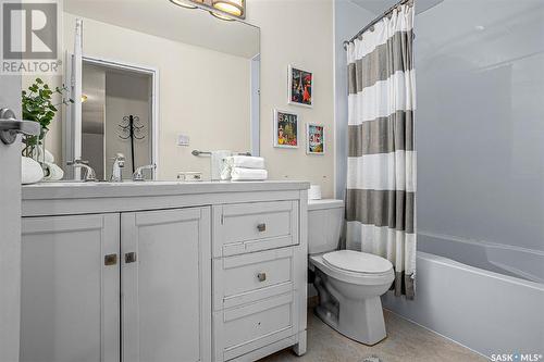 314B 4040 8Th Street, Saskatoon, SK - Indoor Photo Showing Bathroom