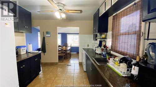 643 Bensette, Windsor, ON - Indoor Photo Showing Kitchen