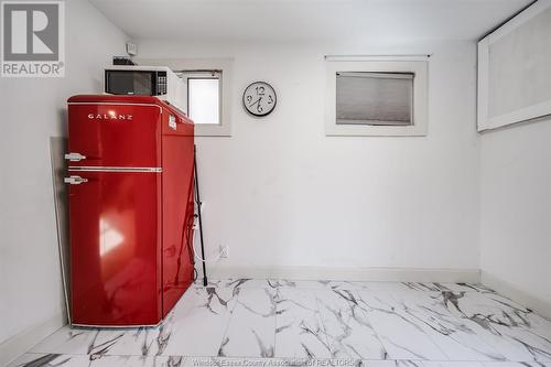 1018 Cataraqui Street, Windsor, ON - Indoor Photo Showing Bedroom