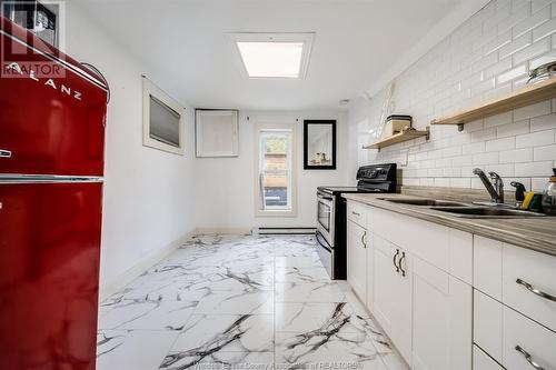 1018 Cataraqui Street, Windsor, ON - Indoor Photo Showing Kitchen With Double Sink