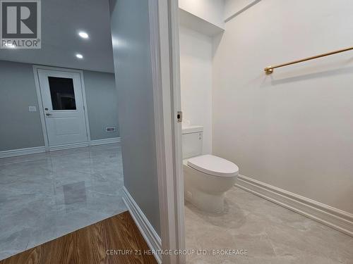 B - 1263 Rolph Terrace, Milton (1023 - Be Beaty), ON - Indoor Photo Showing Bathroom