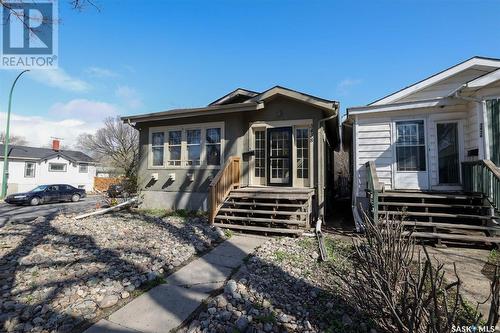 3438 Victoria Avenue, Regina, SK - Outdoor With Facade