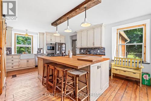 121 Bullfrog Bay Road, Leeds & The Thousand Islands, ON - Indoor Photo Showing Kitchen