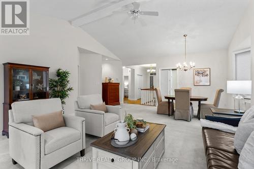 469 Rosecliffe Terrace, London, ON - Indoor Photo Showing Living Room